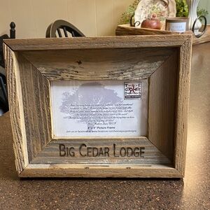 “Big Cedar” Rustic Wood Picture Frame 4x6